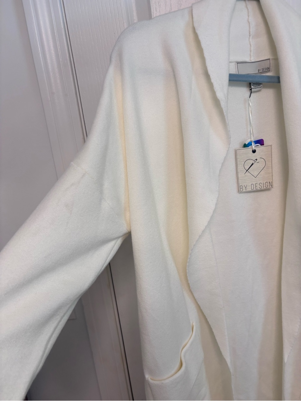 Women’s Open-Front Cream Cardigan with Pockets - Picture 6 of 16